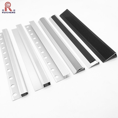 Rubber Flooring Aluminium Non Slip Stair Nosing 1.8mm Thickness Antioxidation