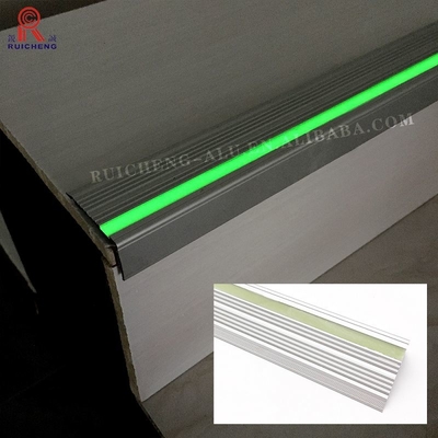 Photoluminescent Black Aluminium Stair Nosing , 8.5mm Aluminum Stair Bullnose