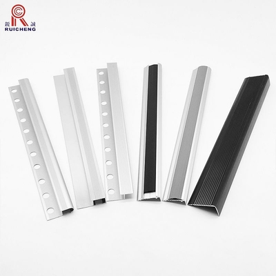 Anodized Black Metal Stair Nosing 2.8m Length Slip Resistant Trapezoid