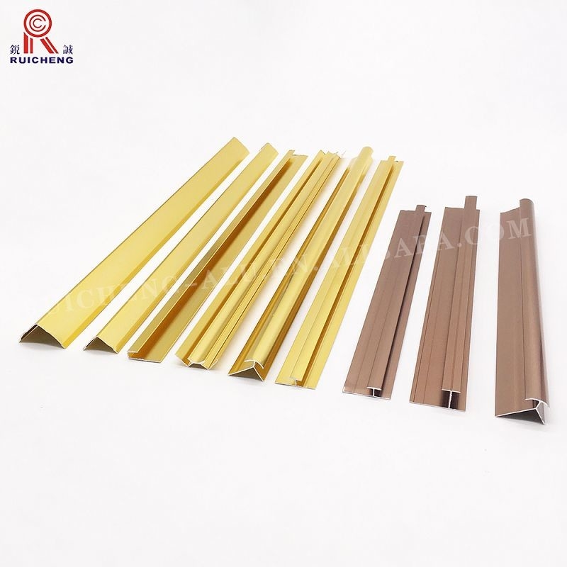 Extruded Aluminium Wall Corner Protectors 1mm Thickness Golden Color